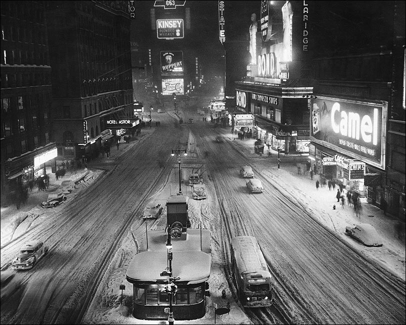 times-square-in-snow-1930s-new-york-city-photo-print-4.jpg